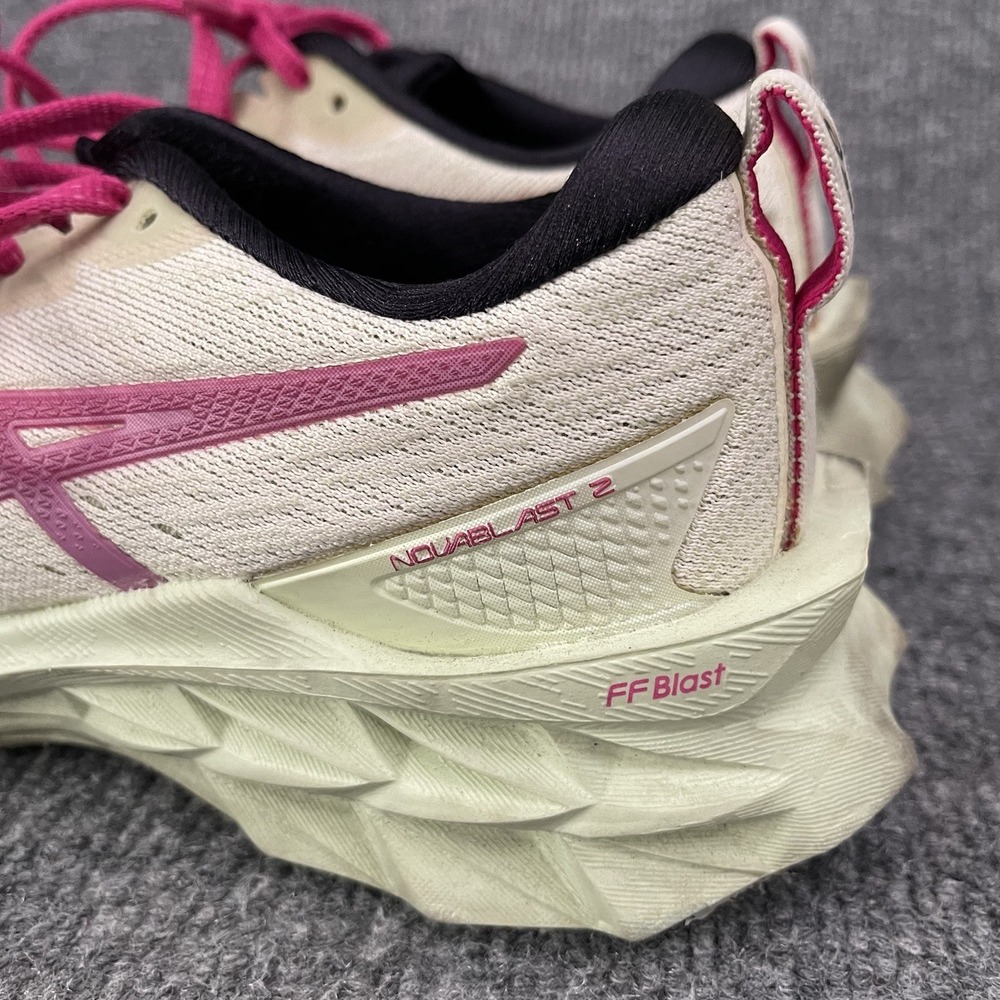 Asics Novablast 2 Womens Sz 6 Birch Pink Rave Athletic Casual Shoes 1012B049 - Picture 5 of 11